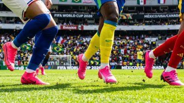 Por qué los botines rosas dominan el Mundial